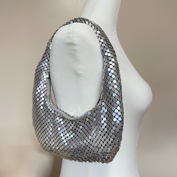 Urban Outfitters Chainmail Silver Retro Y2K Shoulder Bag | NWT - Picture 5 of 7